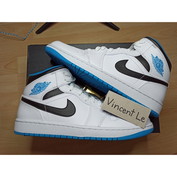 *NEW* Jordan 1 laser blue Mens!! - Picture 2 of 5